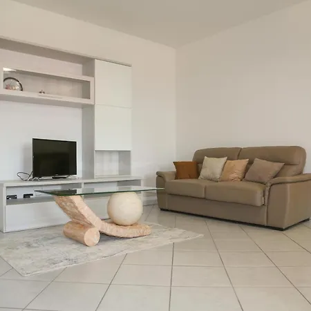 La Casa Di Manu, Affittacamere Apartmán *